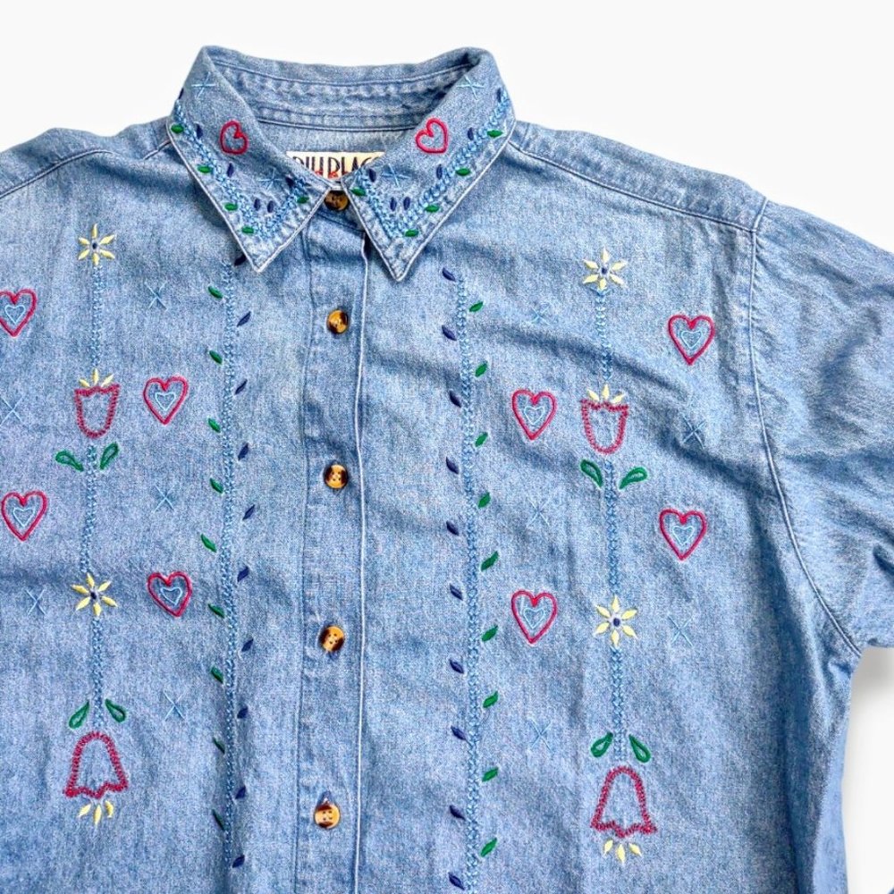 Bill Blass vintage 90's 100% cotton embroidered floral hearts denim jean shirt